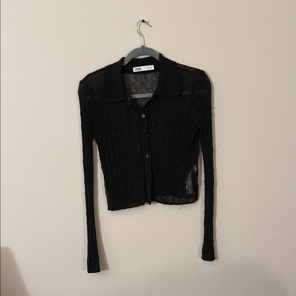 Zara Black Fitted Crop Button Down Shirt